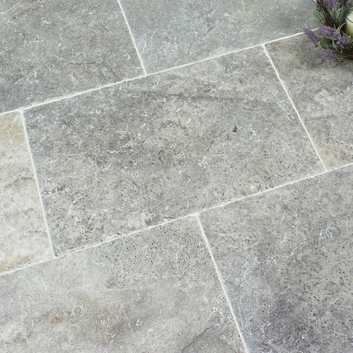 Silver Tumbled Travertine (m2)